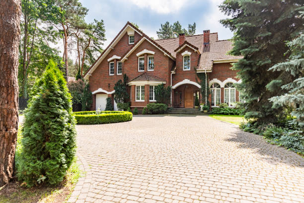 Reasons to Select Us for Your Driveway Paving Requirements in Lake Clarke Shores, FL